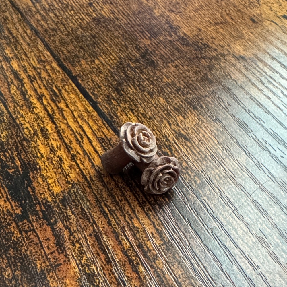 Wood Rose Plugs